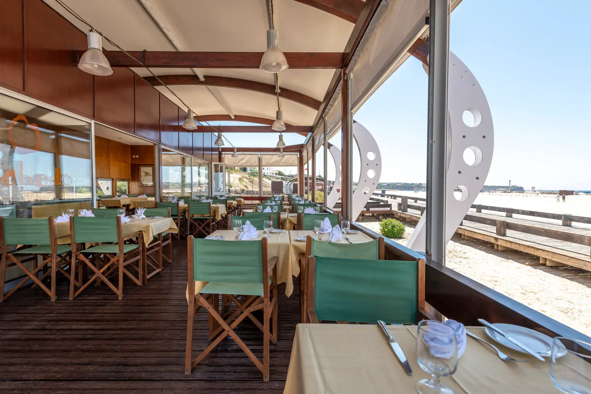 Rochedo Beach Bar